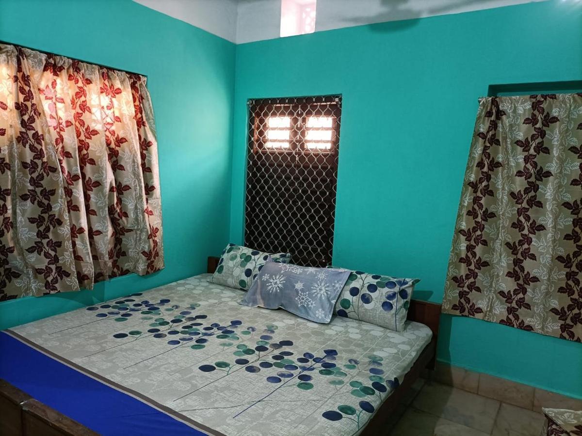 Hotel Radha Krishna 普里 外观 照片