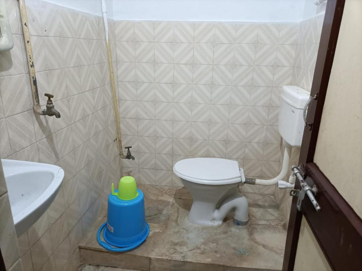 Hotel Radha Krishna 普里 外观 照片