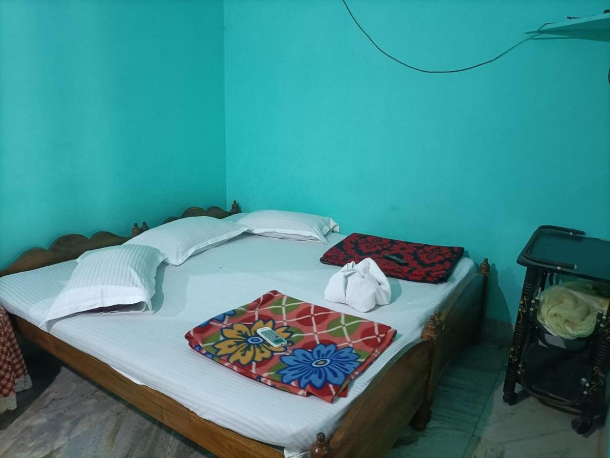 Hotel Radha Krishna 普里 外观 照片
