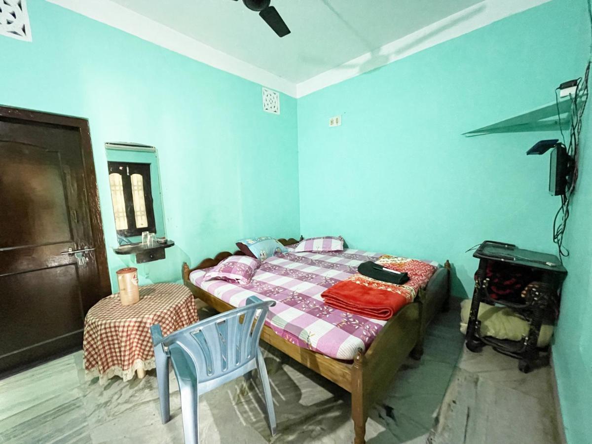 Hotel Radha Krishna 普里 外观 照片