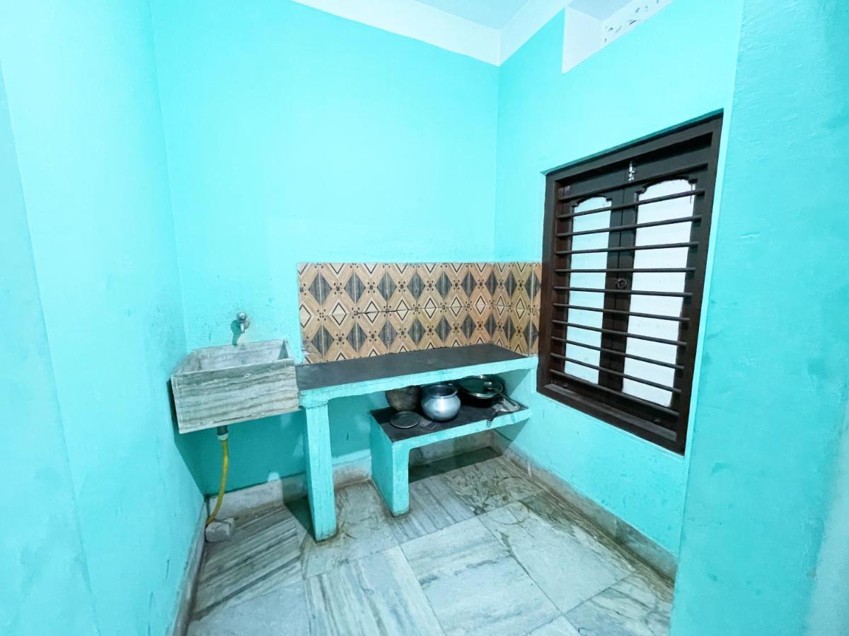 Hotel Radha Krishna 普里 外观 照片