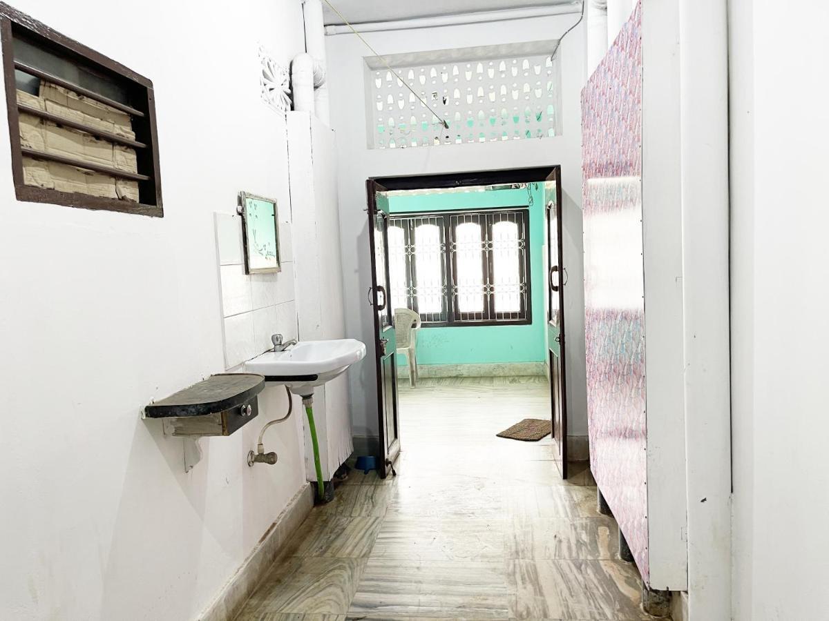 Hotel Radha Krishna 普里 外观 照片