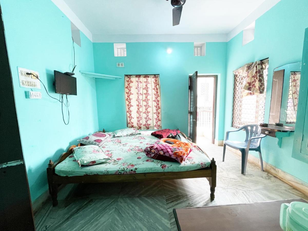 Hotel Radha Krishna 普里 外观 照片