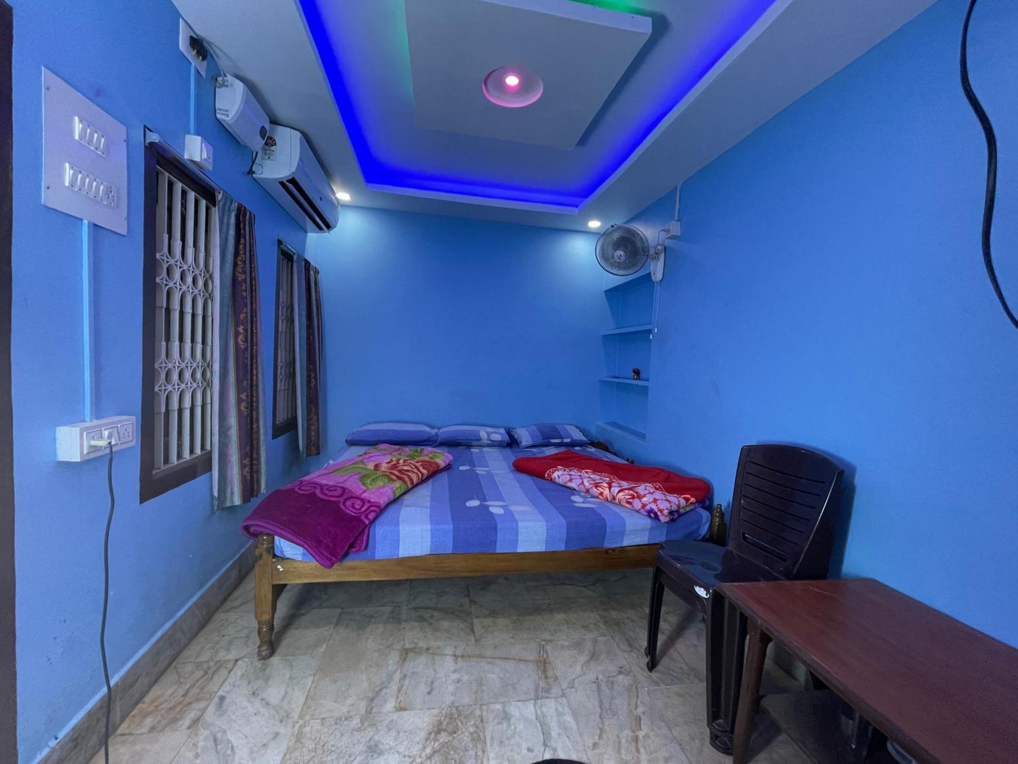Hotel Radha Krishna 普里 外观 照片