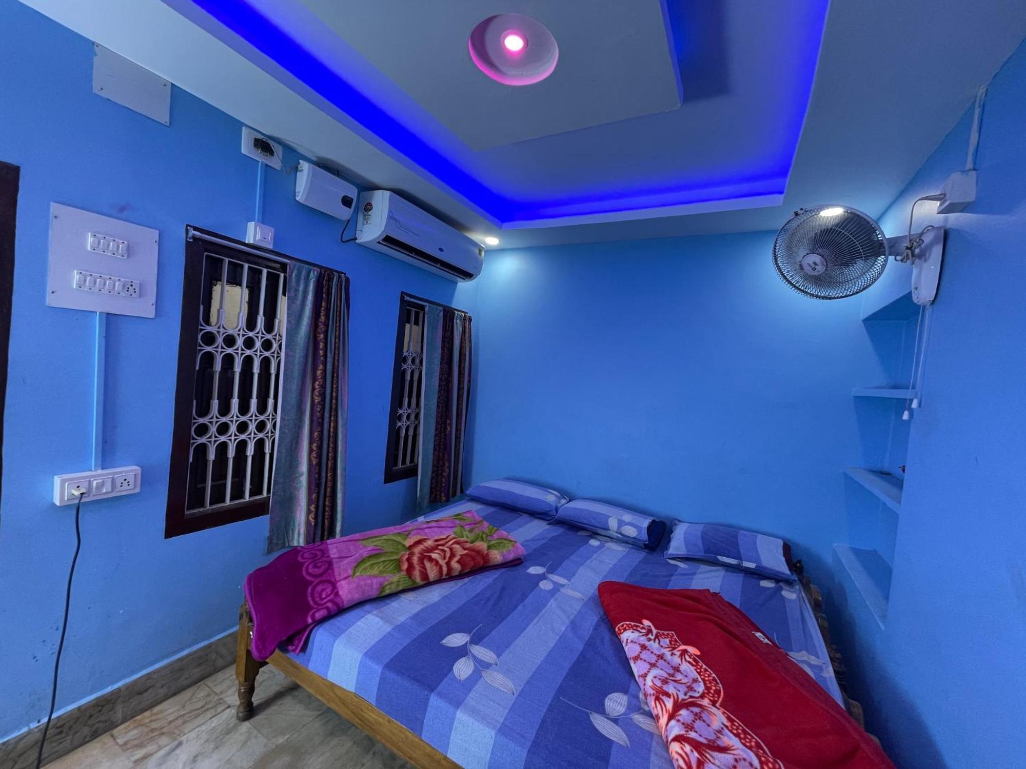 Hotel Radha Krishna 普里 外观 照片