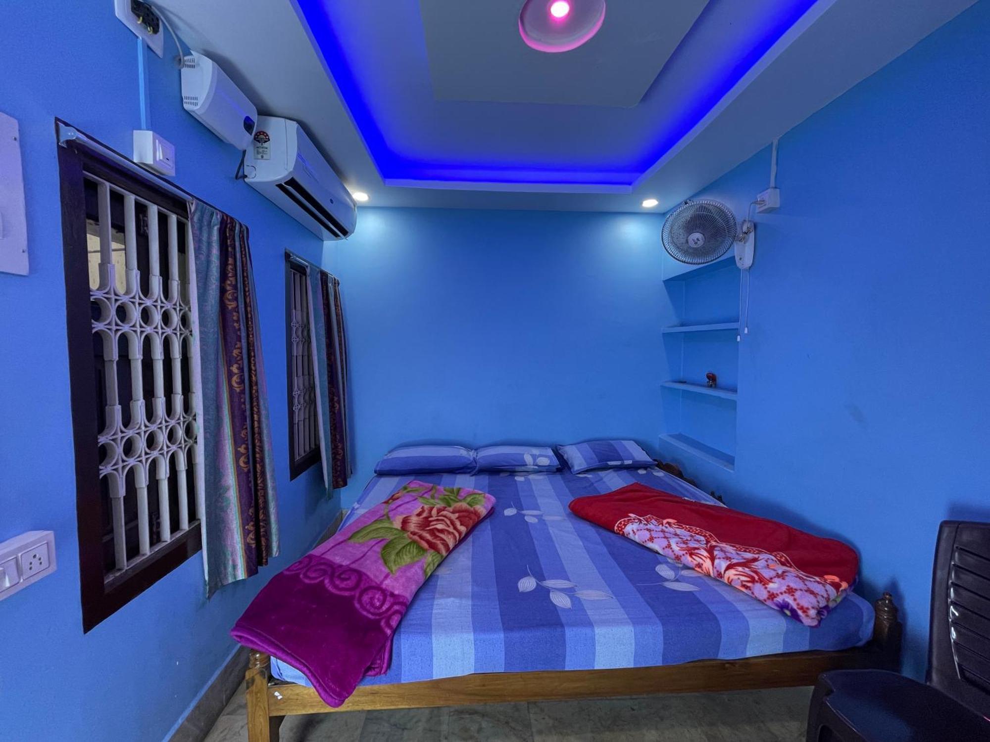 Hotel Radha Krishna 普里 外观 照片