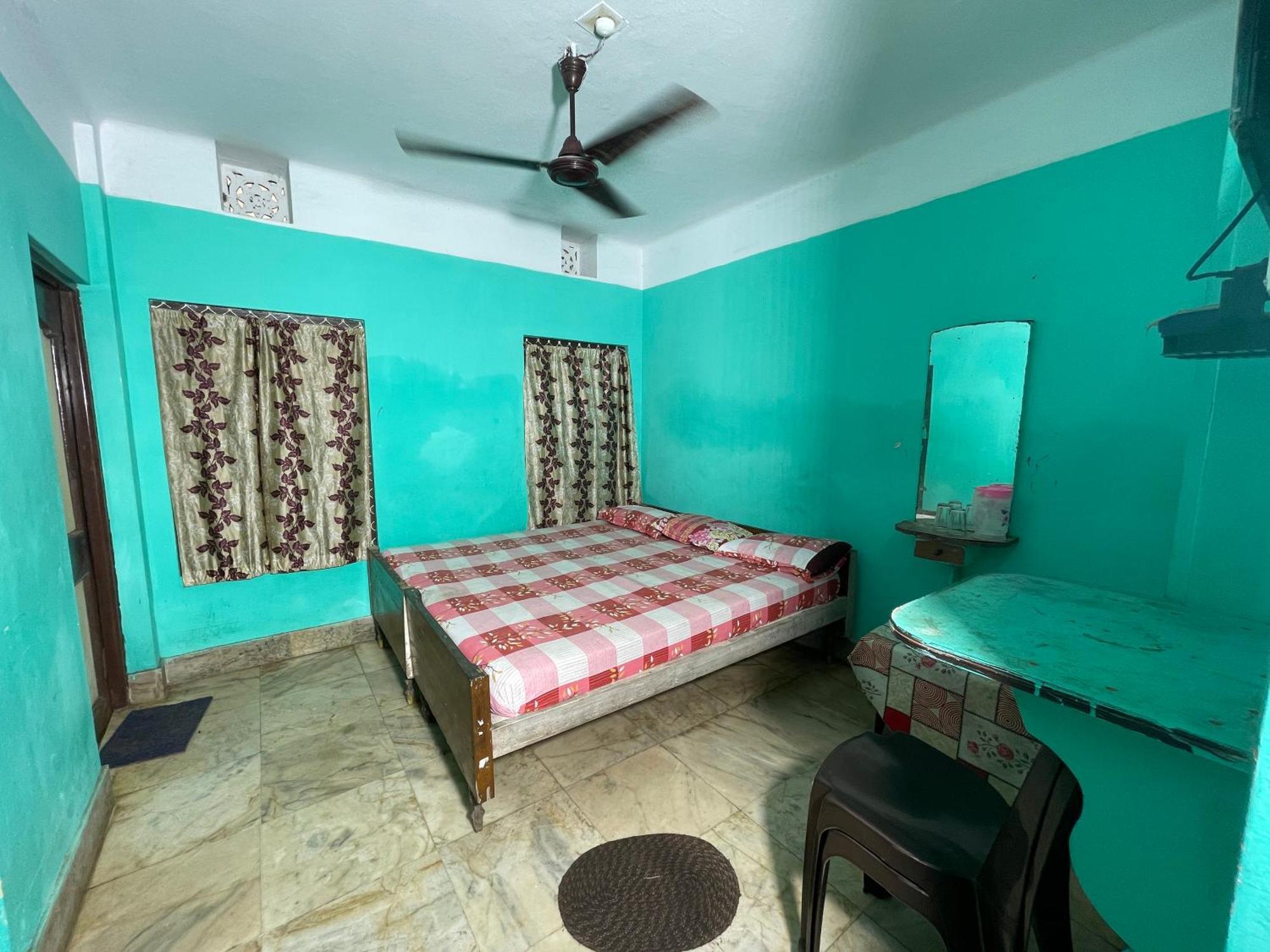 Hotel Radha Krishna 普里 外观 照片