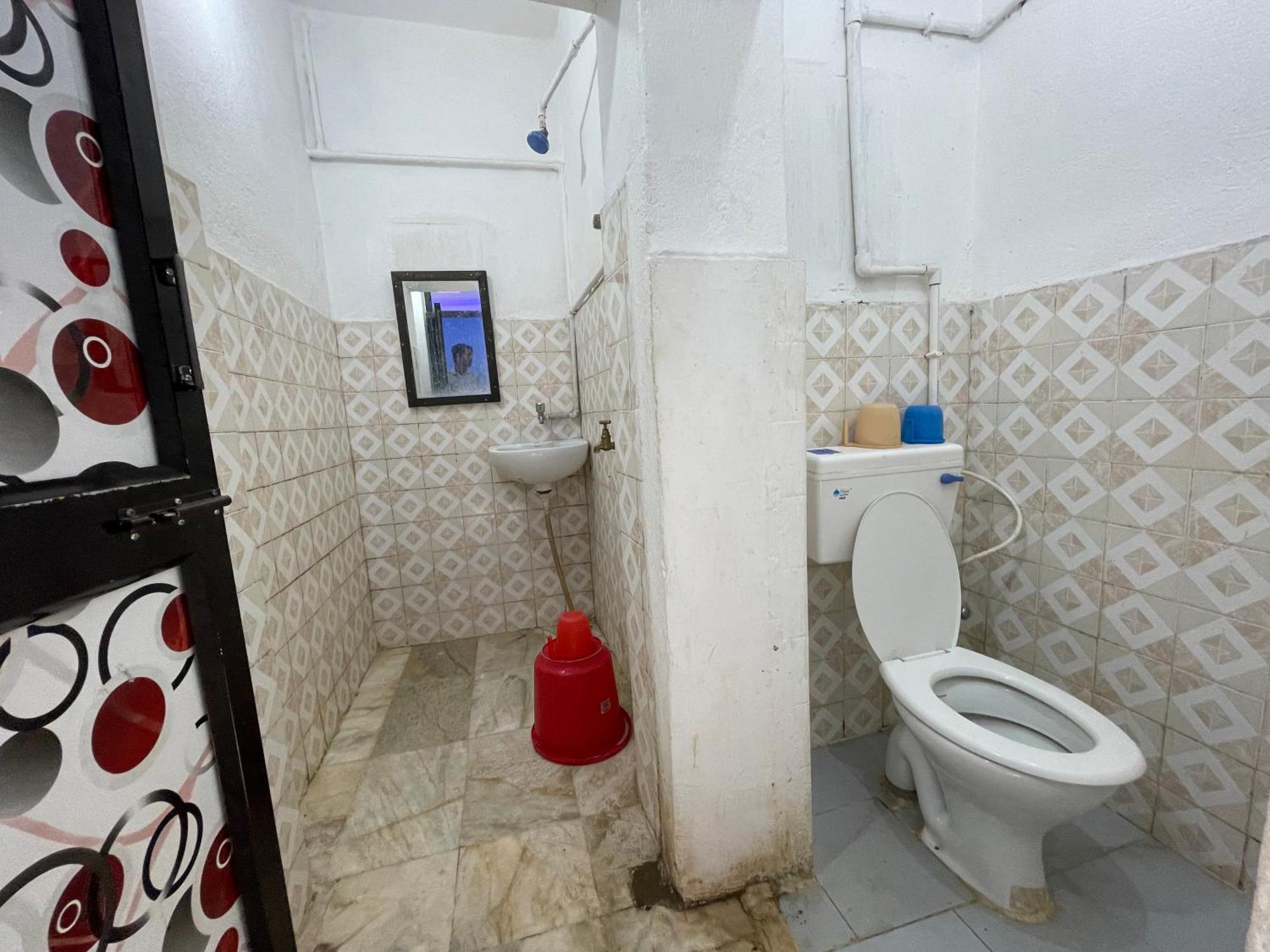 Hotel Radha Krishna 普里 外观 照片
